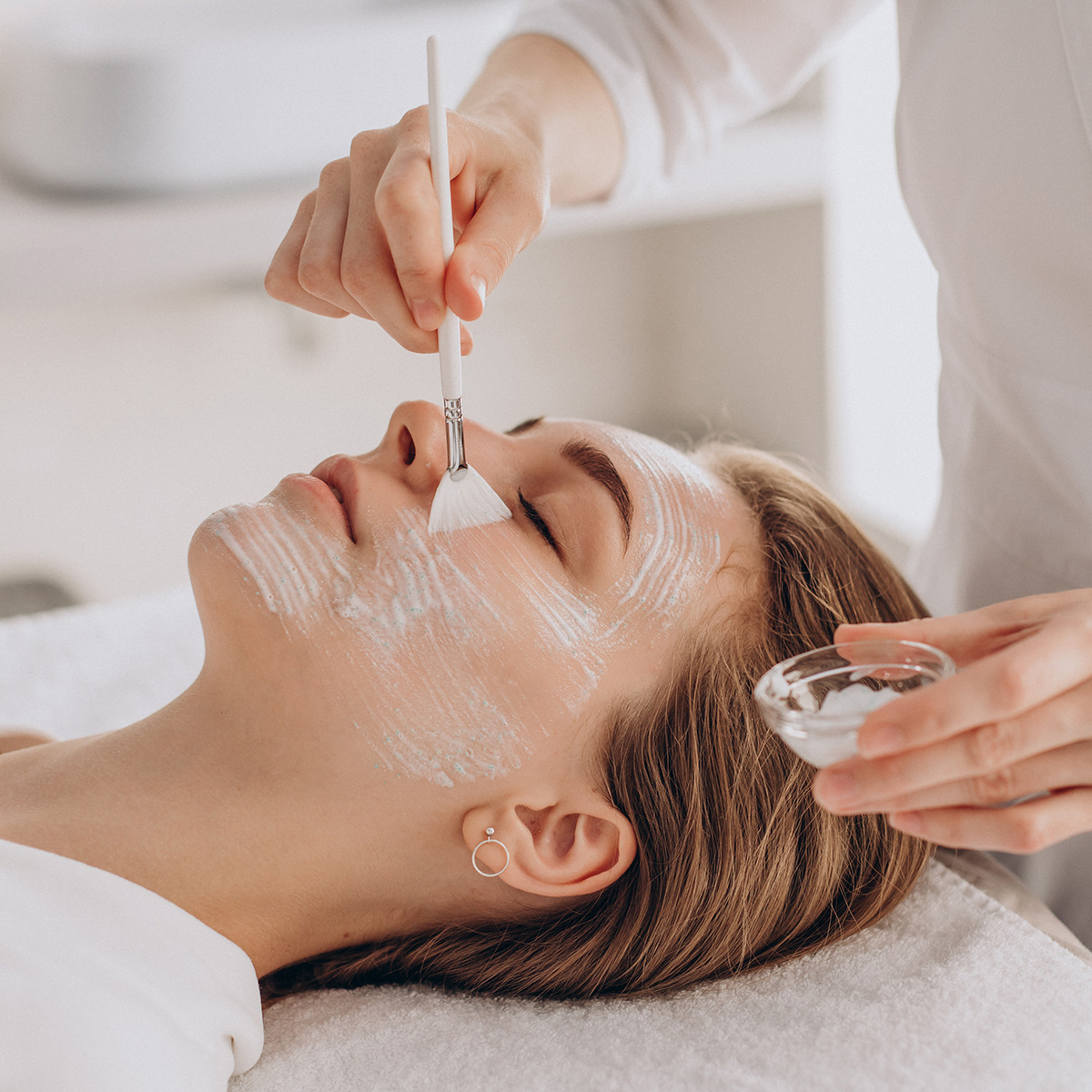 Limpieza Facial Profunda – Brume Skincare